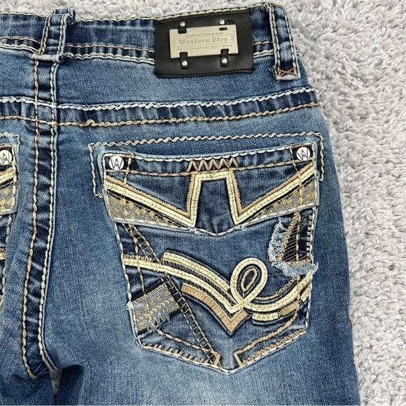 Western Blue Jeans Womens 30 Straight Light Wash Embroidered Casual Western - Picture 3 of 4